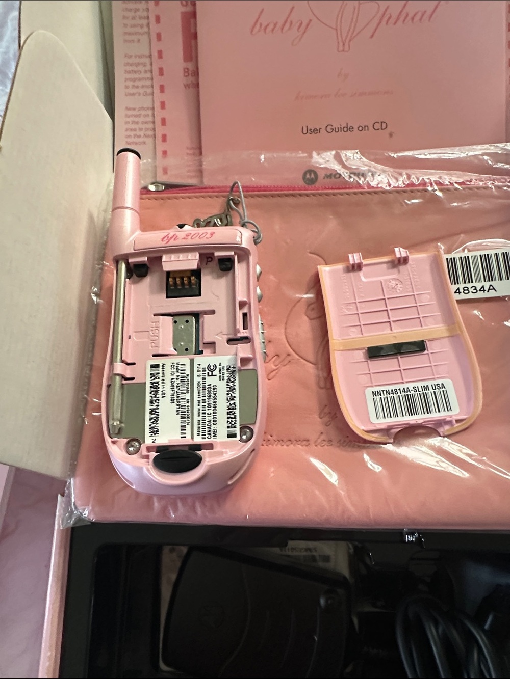 2003 Baby Phat limited edition flip cell phone Pink Collector i95cl razzor - Picture 12 of 16